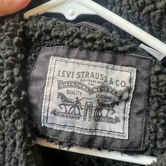 Levi’s Sherpa Trucker Denim Jacket size XL - Picture 4 of 5